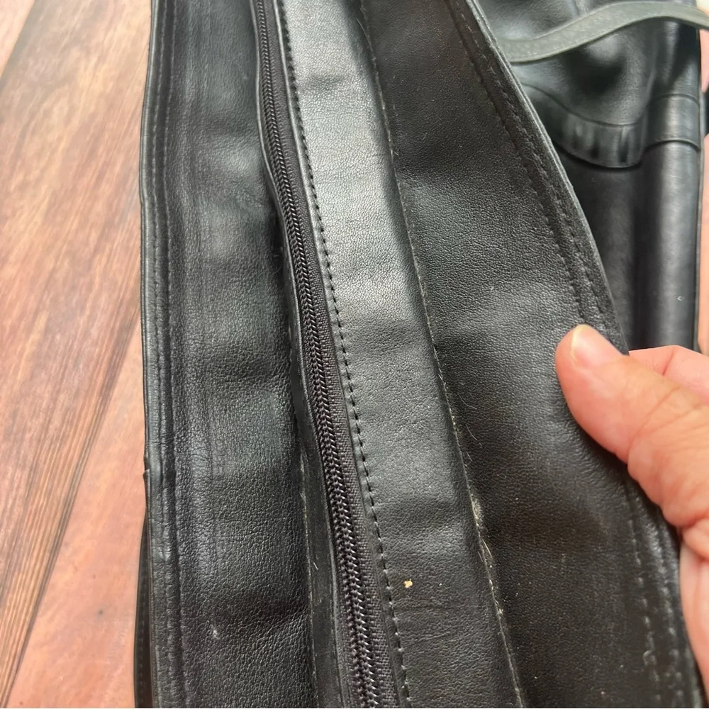 Bossino‎ Black Leather Bag